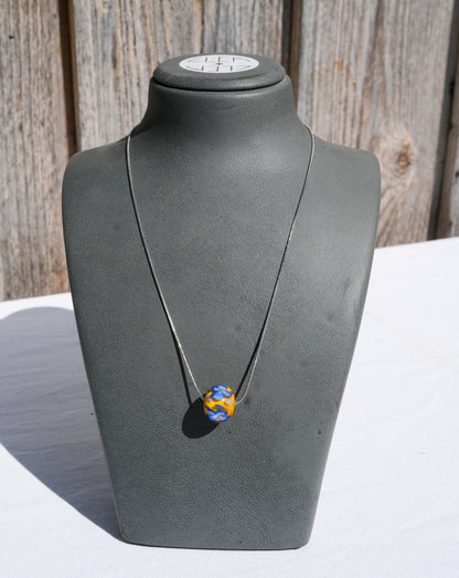 Collier délicat en verre de Murano  jaune et bleu