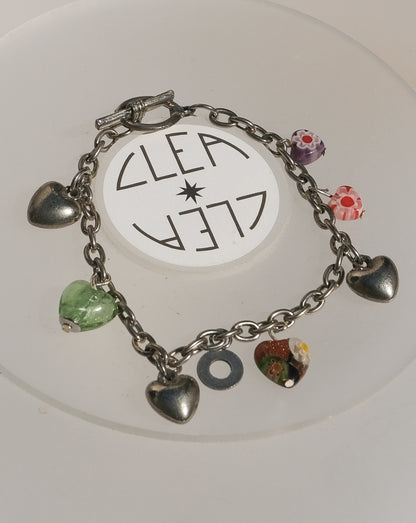 Bracelet charms cœurs en verre de Murano