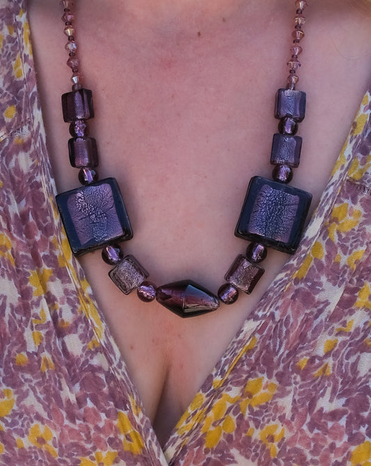 Collier en verre de Murano violet royal